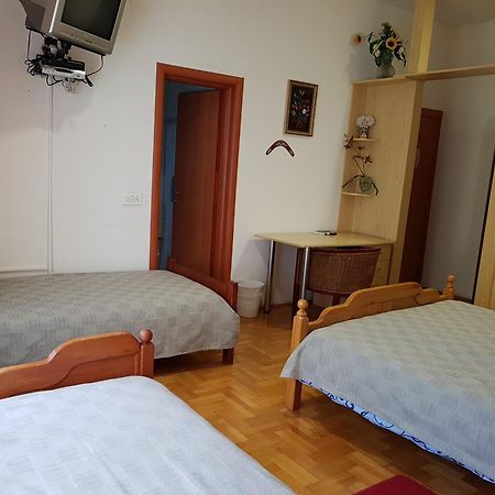 Prenociste Klas Hotel Pleternica Room photo